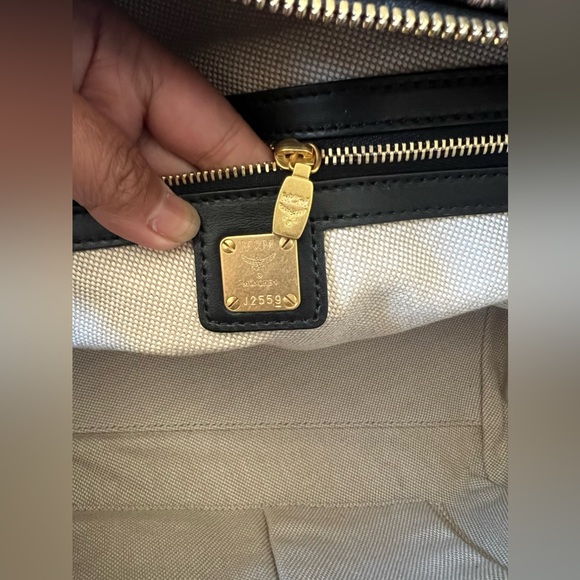 NWOT MCM LEOPARD 2 WAY - Picture 10 of 17